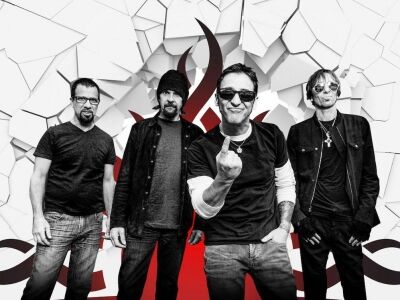 Teltházas első fellépése után ismét Budapesten az amerikai rockbanda